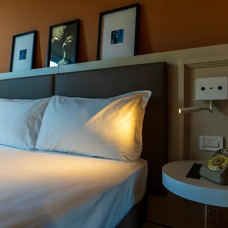Kare Hotel
