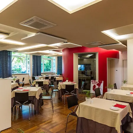 Kare Otel Banchette D'Ivrea