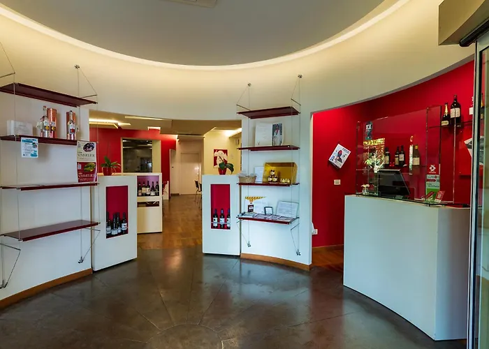 Kare Hotel 4*